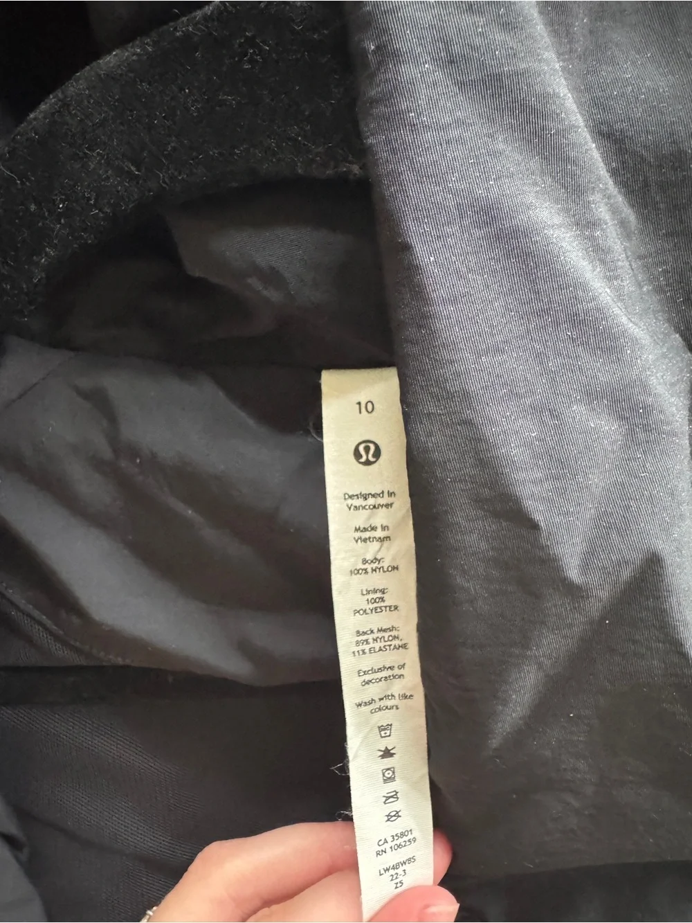 Lululemon Rain Jacket - Picture 4 of 5